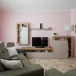 Rena Home - Garibaldi Central Station